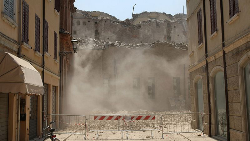 Al menos ocho muertos y decenas de herido en otro terremoto en el norte de Italia