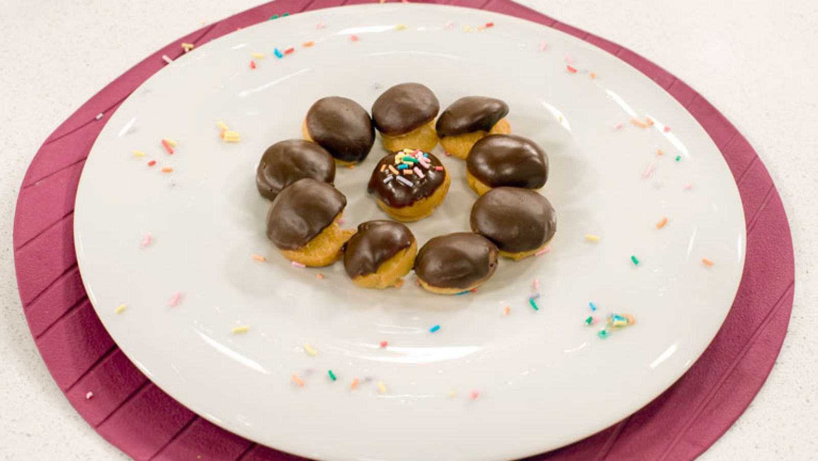 Bolitas fritas al chocolate