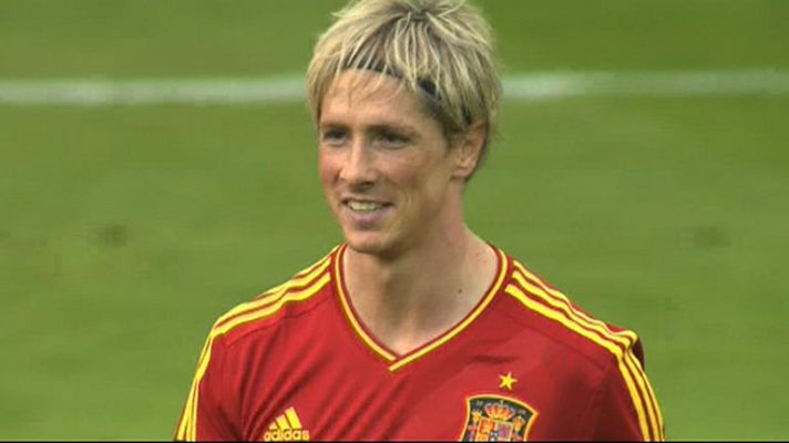 Eurocopa - Cabezazo de Torres para abrir el marcador (1-0)