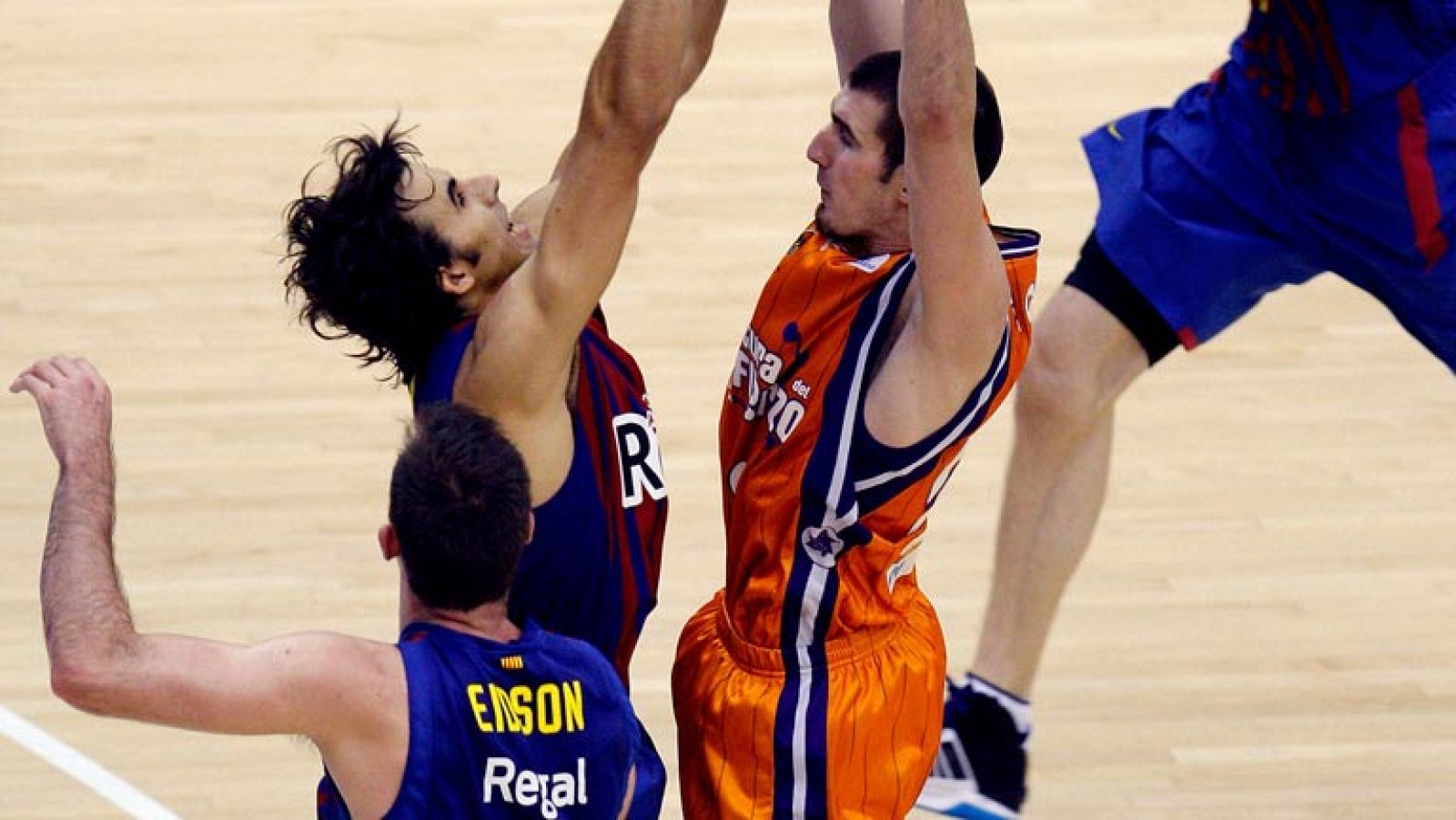 Valencia Basket 64-80 Barça Regal