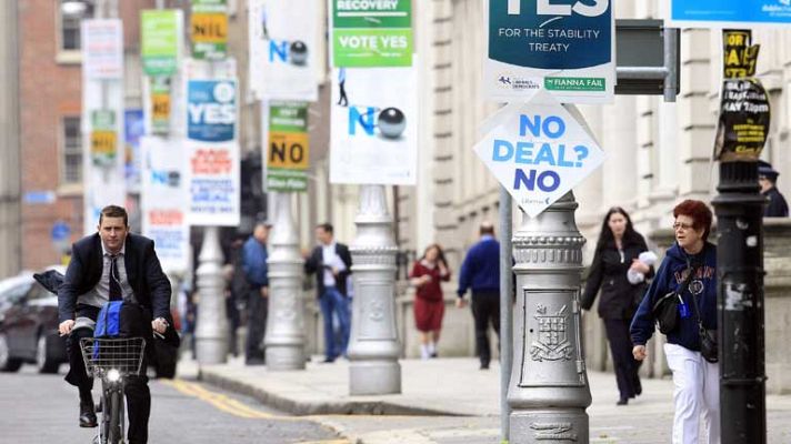 Telediario 1 - Referéndum en Irlanda