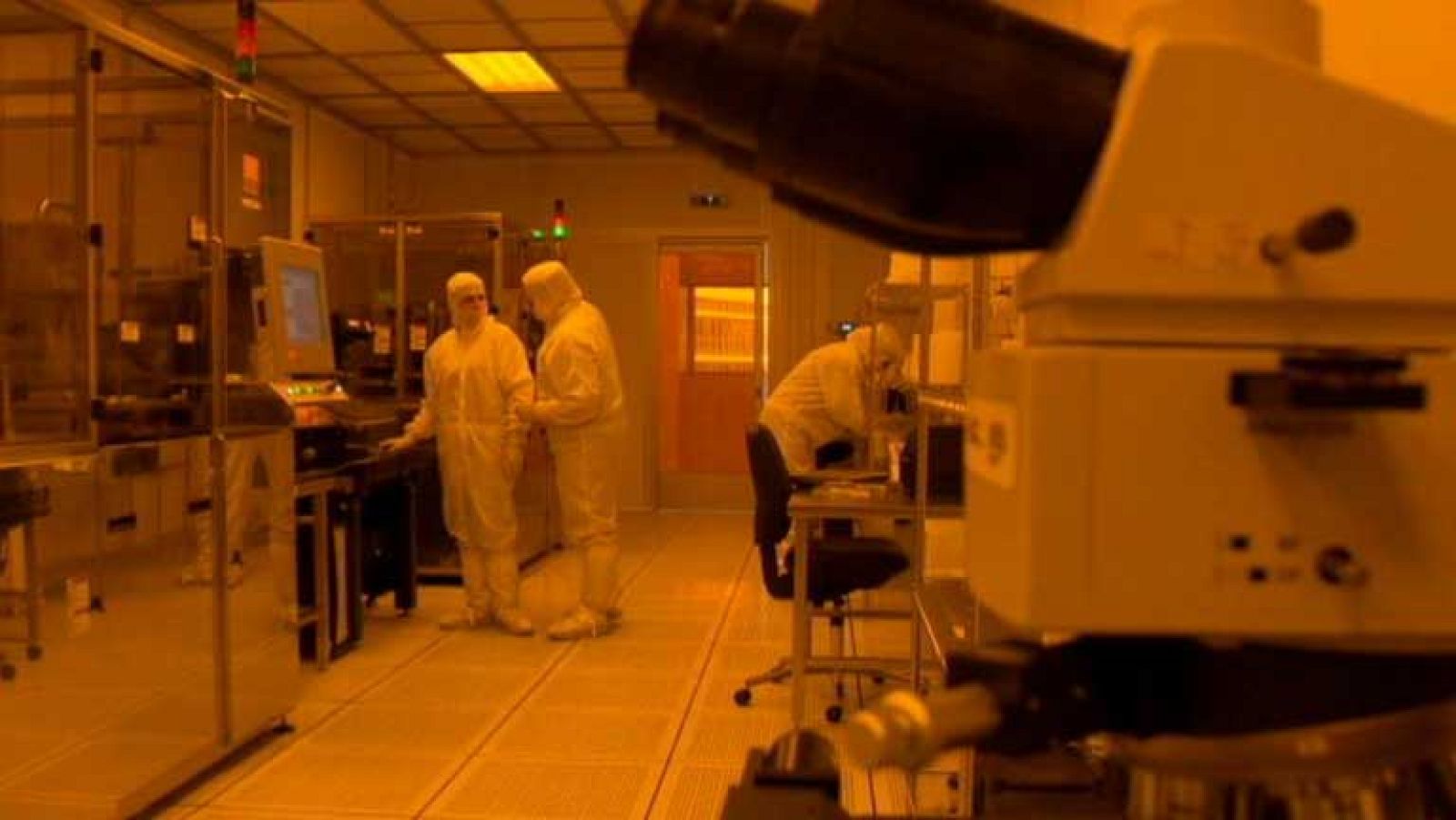 Los príncipes visitan el Instituto Ibérico de Nanotecnología