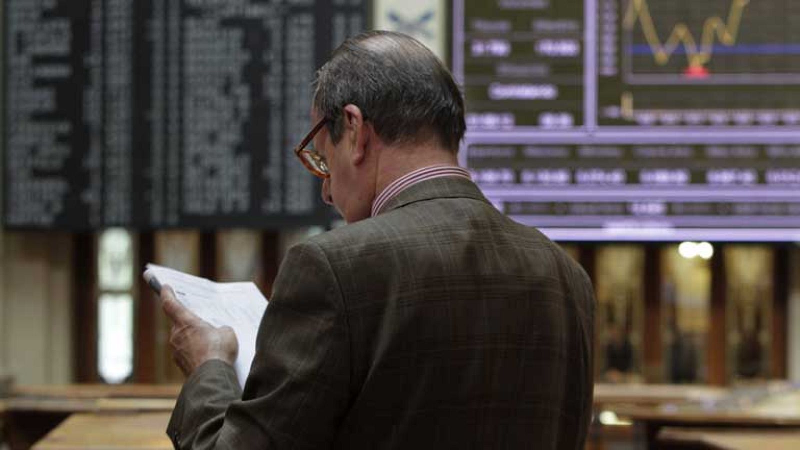 El riesgo se mantiene alto y el Ibex 35 no repunta