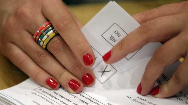 Telediario 1 - Referéndum en Irlanda