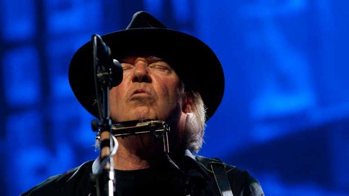 Telediario 1 - Neil Young vuelve a la carga