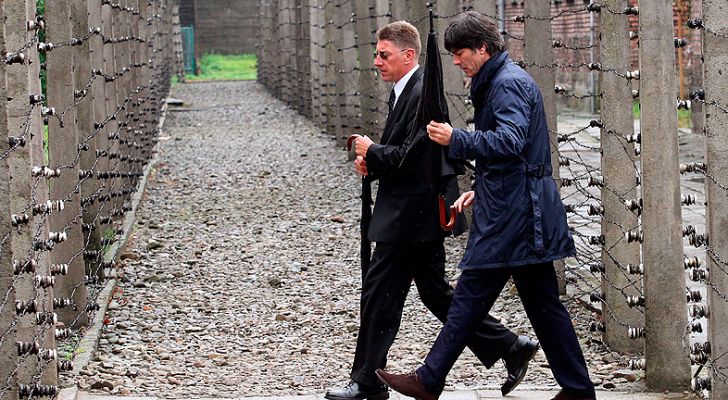 Telediario 1 - La selección alemana visita Auschwitz