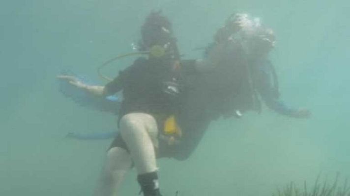 Telediario 1 - Buceo solidario