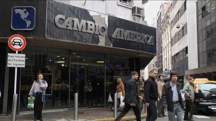 Telediario 1 - Necesidades económicas de Argentina