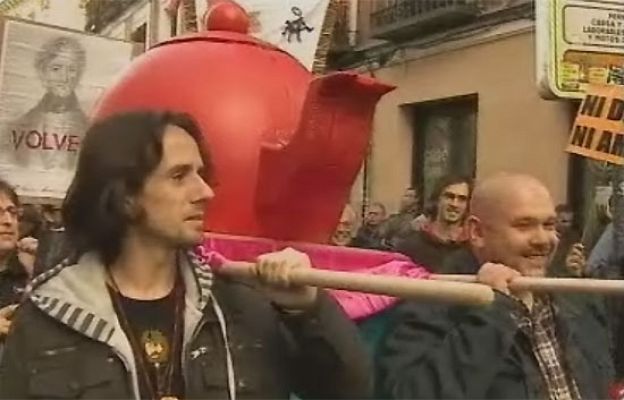 RTVE responde - Noticia sobre la manifestación atea