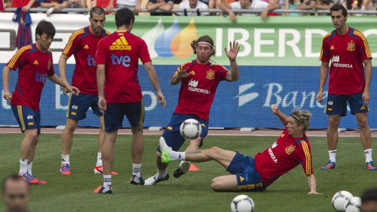 La selección española llega invicta a la Eurocopa 2012 | Ver