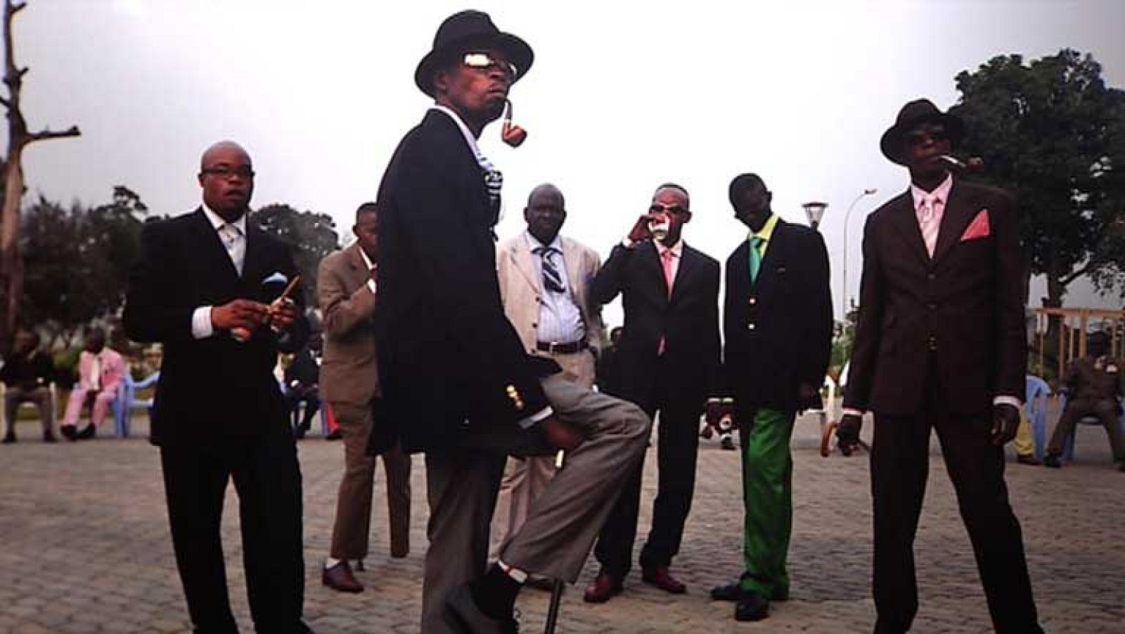 Daniele Tamagni se inspira en la dura cotidianidad del Congo para sus creaciones