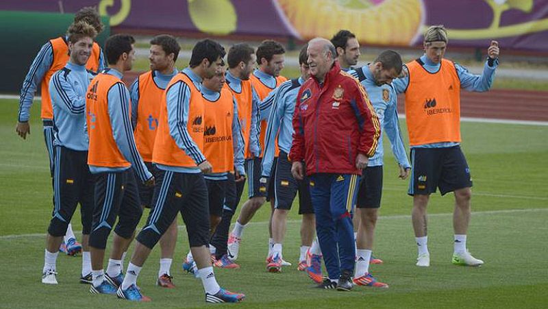 Del Bosque sigue con la prueba del '9' | Ver