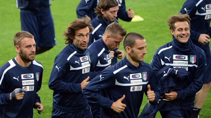 Telediario 1 - Los periodistas italianos analizan a su selección, primer rival de España