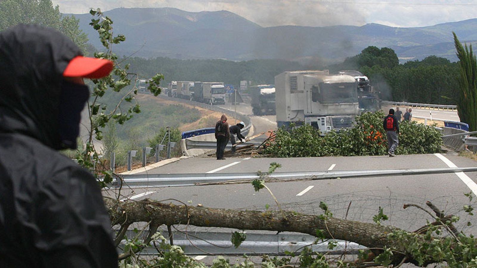 El conflicto minero sigue sin acuerdo e incomunica a León con Asturias | Ver