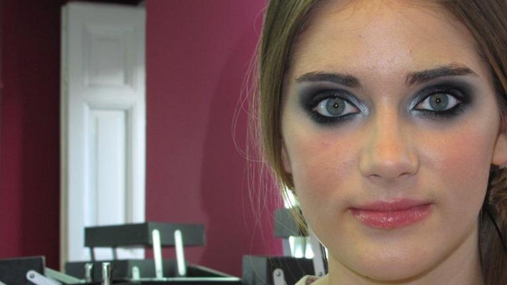  - Maquillaje: ojos ahumados