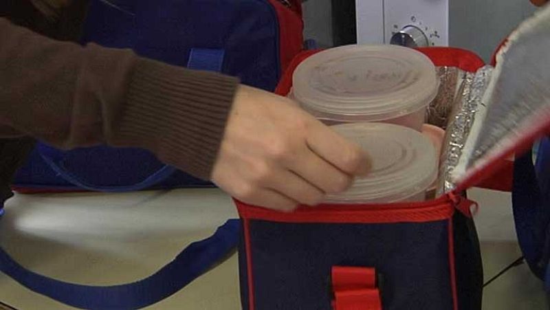 Un gran porcentaje de los alumnos de colegios catalanes dejan de comer el menú escolar