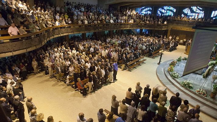 Telediario 1 - Multitudinario adiós a Preciado