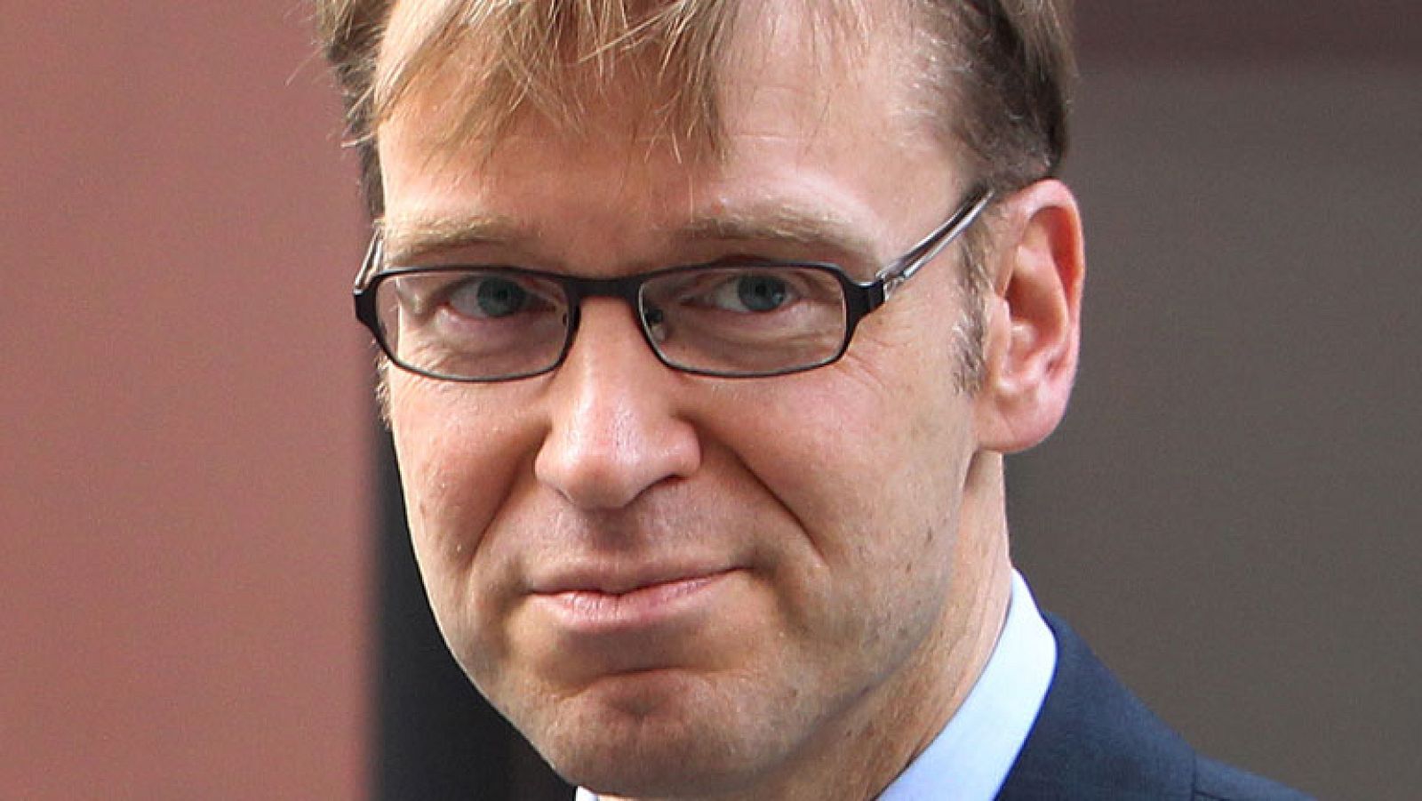 El presidente del Bundesbank aconseja a España que socilite el rescate