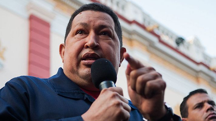 Informativo 24h - Chávez dice que sus últimas revisiones médicas salieron "absolutamente bien"