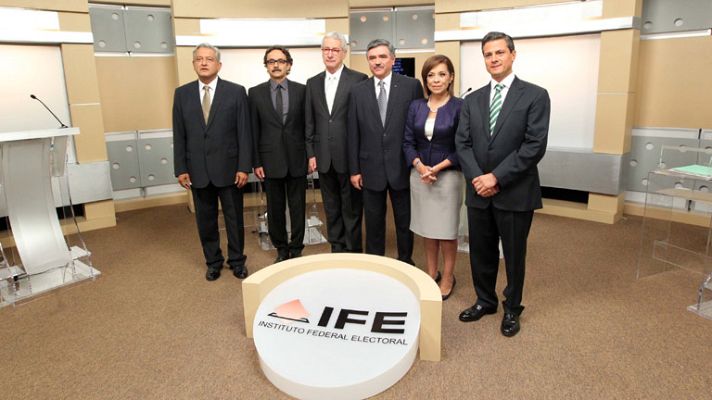 Telediario 1 - La candidata oficialista ataca a todos sus rivales en el segundo debate electoral en México