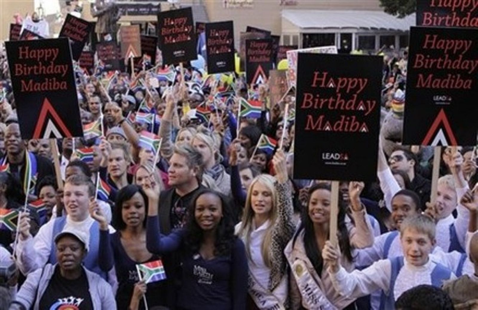 On Off: Felicidades adelantadas, Mandela. - On Off | Ver