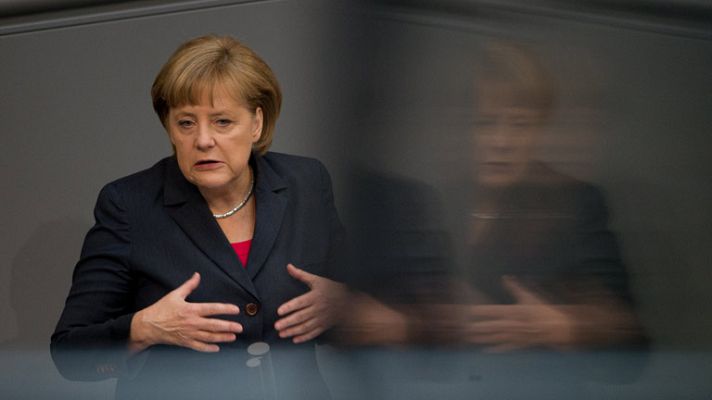 Los desayunos - Merkel justifica el rescate a la banca española por los comportamientos "irresponsables"