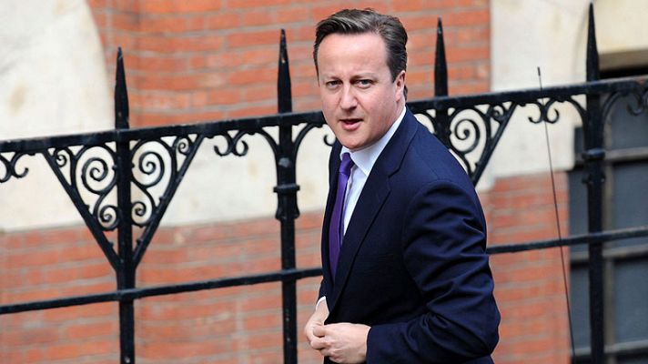Informativo 24h - Cameron reconoce que la relación de los políticos con los medios no ha sido correcta