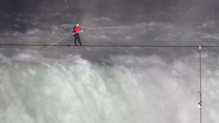 Informativo 24h - El funambulista sobre el Niagara