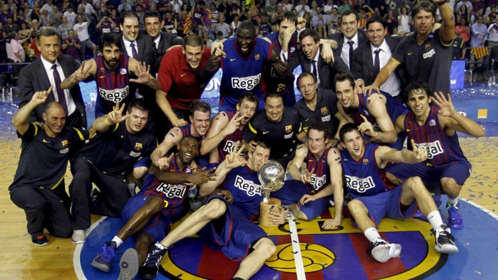El Barça levanta su decimoséptima Liga ACB | Ver