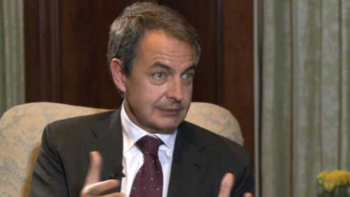 Telediario 1 - Zapatero opina sobre la crisis