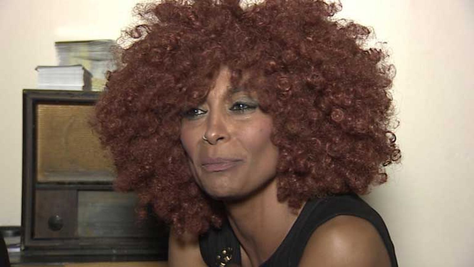 La inconfundible voz de La Negra aparece con el nuevo álbum "La que nunca"