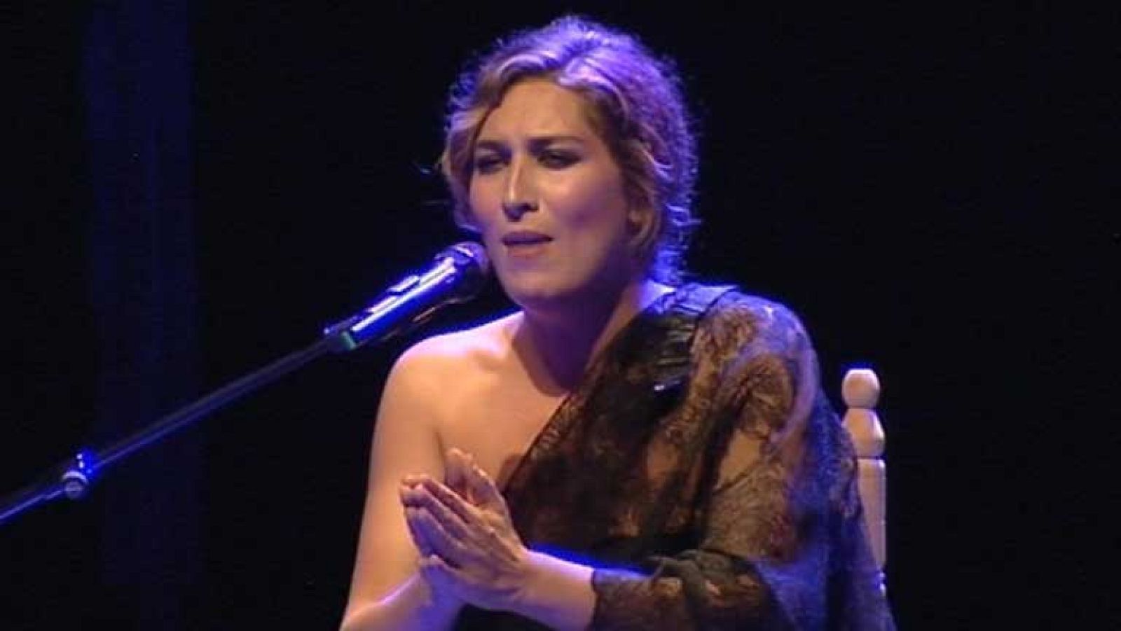 Córdoba brinda por Camarón en su noche blanca del flamenco