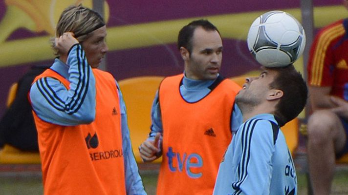 Telediario 1 - La 'Roja' ganará un 20% más en primas si gana la Eurocopa 2012