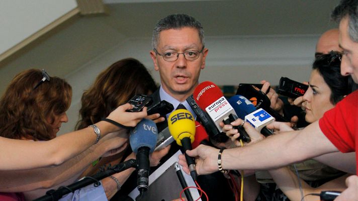 Informativo 24h - El Gobierno "discrepa" con el Constitucional y lamenta que Sortu no siga siendo "ilegal"