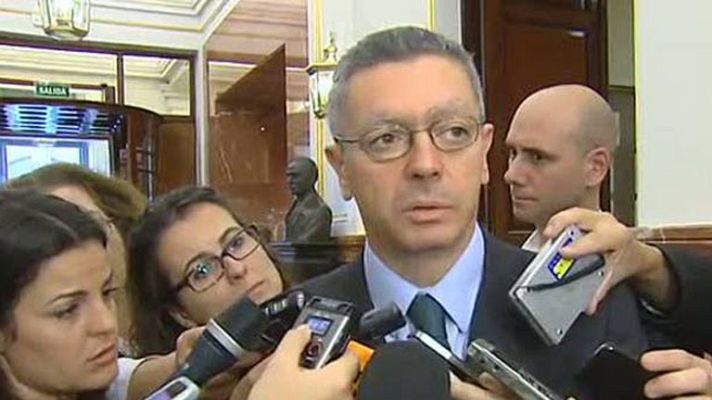 Informativo 24h - Gallardón propone mirar hacia el futuro tras una dimisión de Dívar, que apoyan todos los partidos