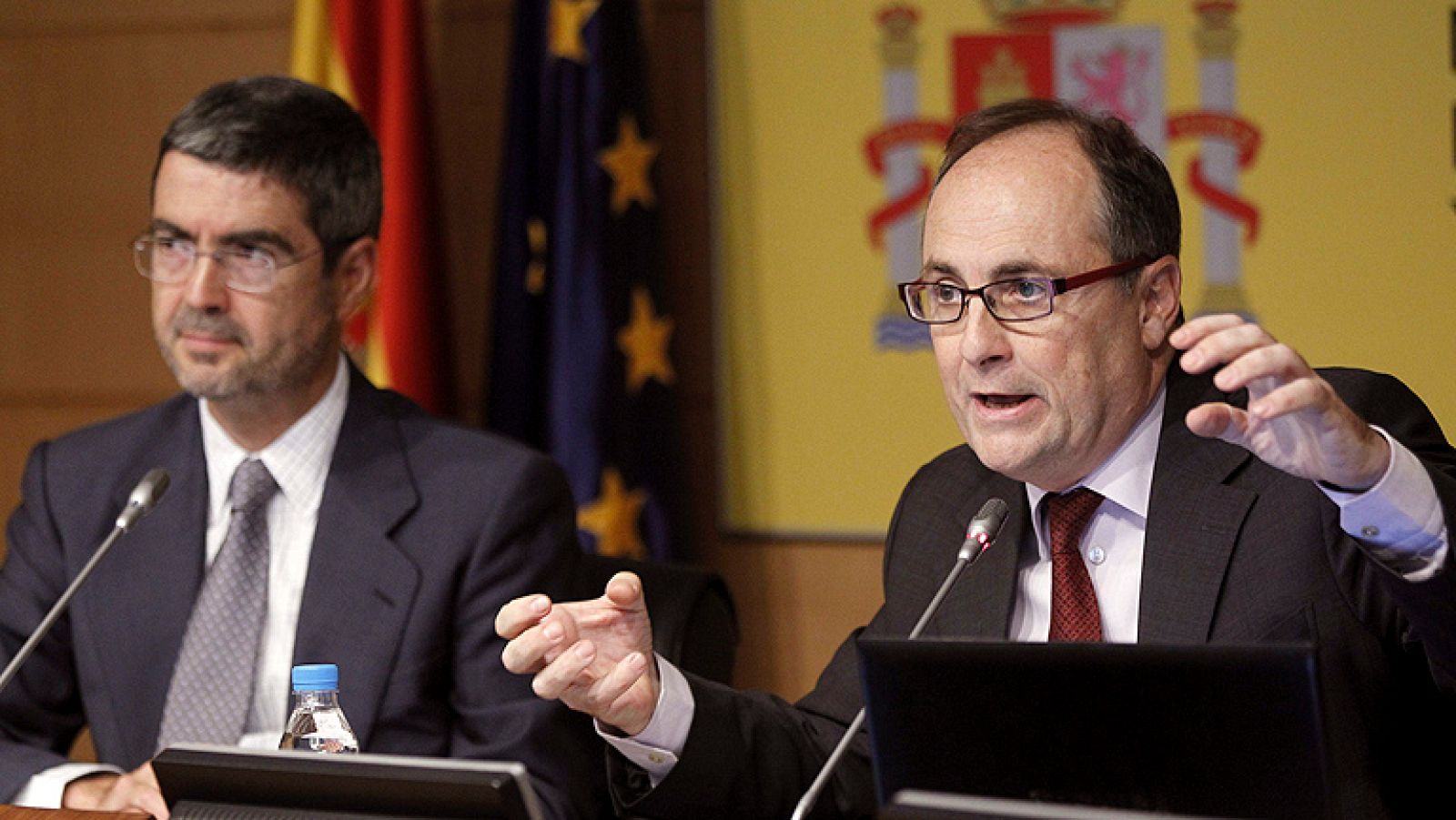 La banca española necesita hasta 62.000 millones de euros para sanearse en el peor escenario