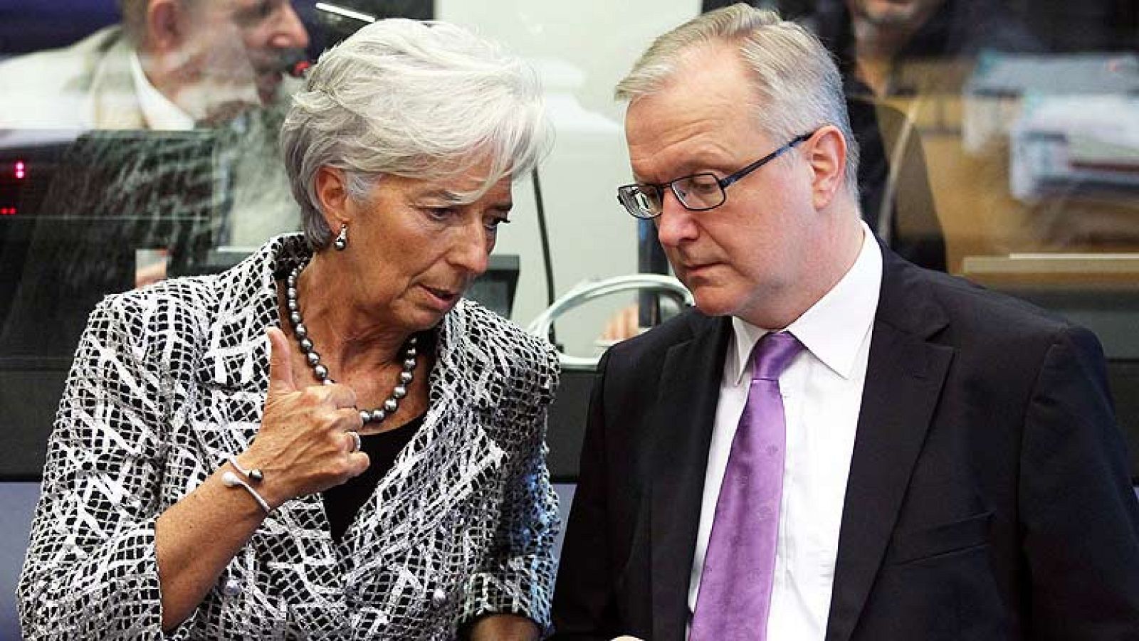 Rehn: el objetivo es aprobar el memorando el próximo 9 de julio
