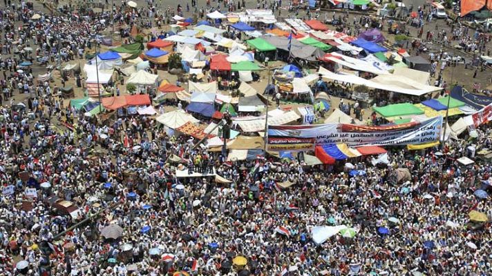 Telediario 1 - Nuevas concentraciones en Tahrir