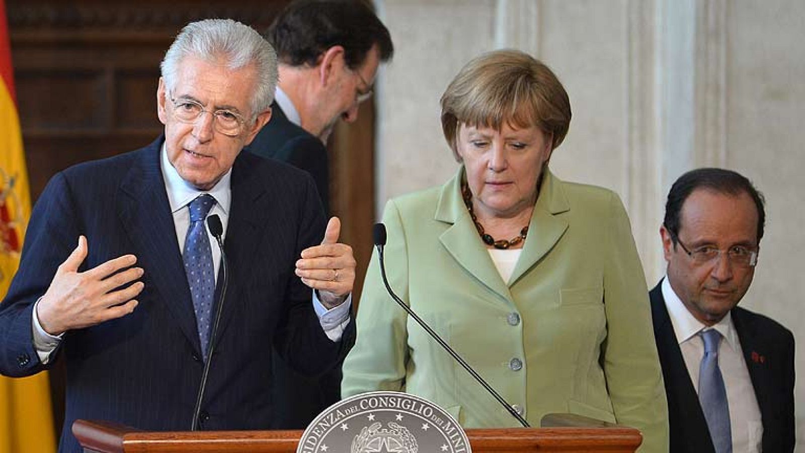 Merkel rechaza la inyección directa de fondos a la banca porque no tendría el control sobre las entidades