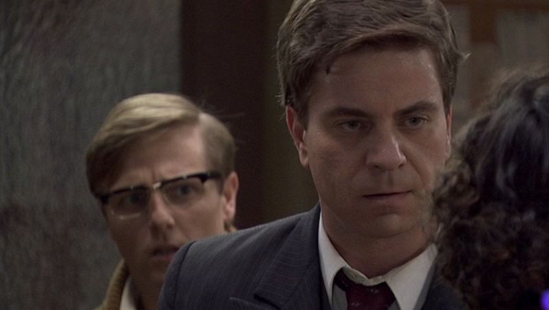 Amar - Héctor monta un escándalo en 'Sucesos'