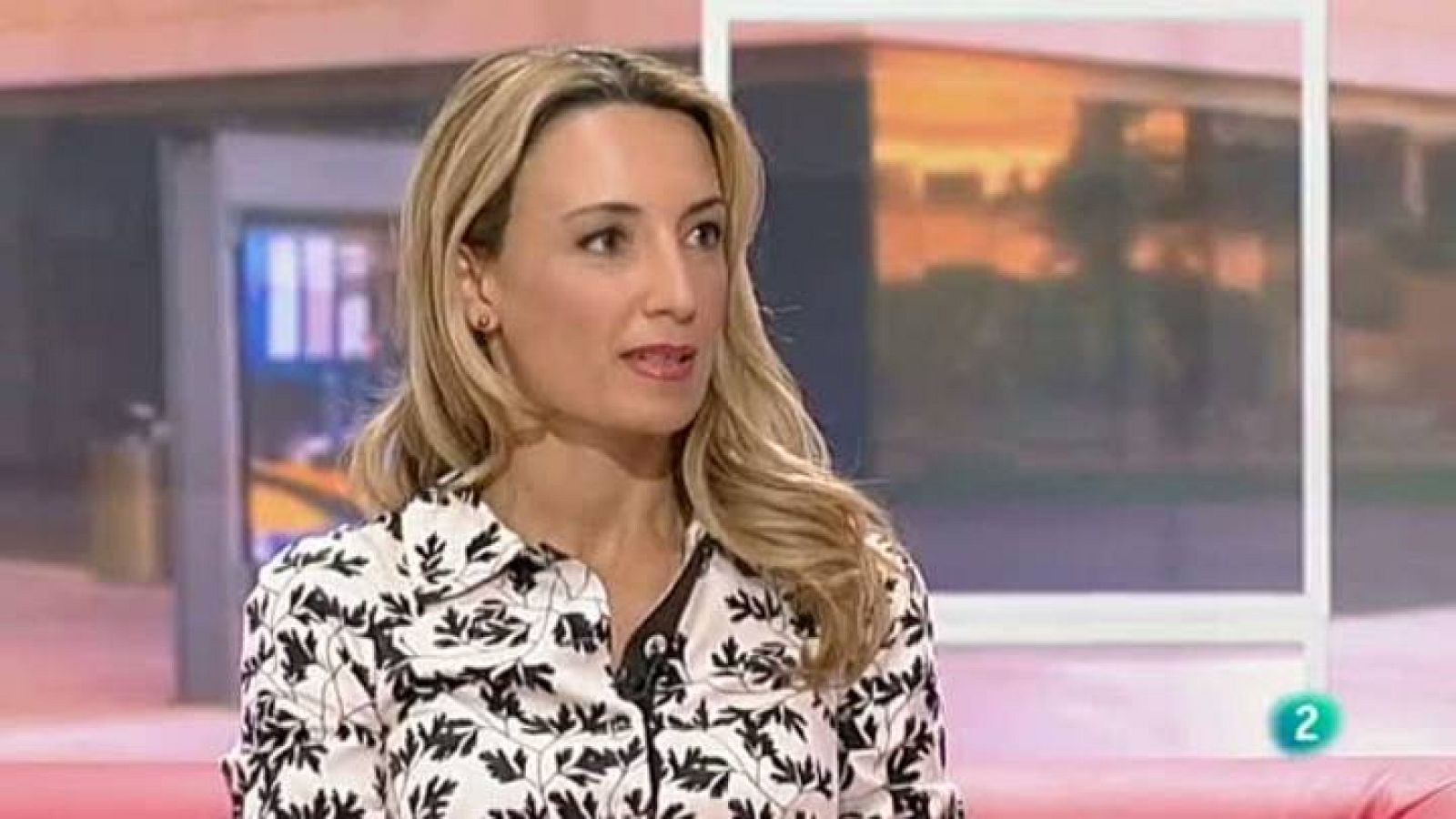 Para Todos La 2 - Entrevista: Patricia Ramírez Loeffler: La relación que se establece entre el mundo de la pareja y el verano