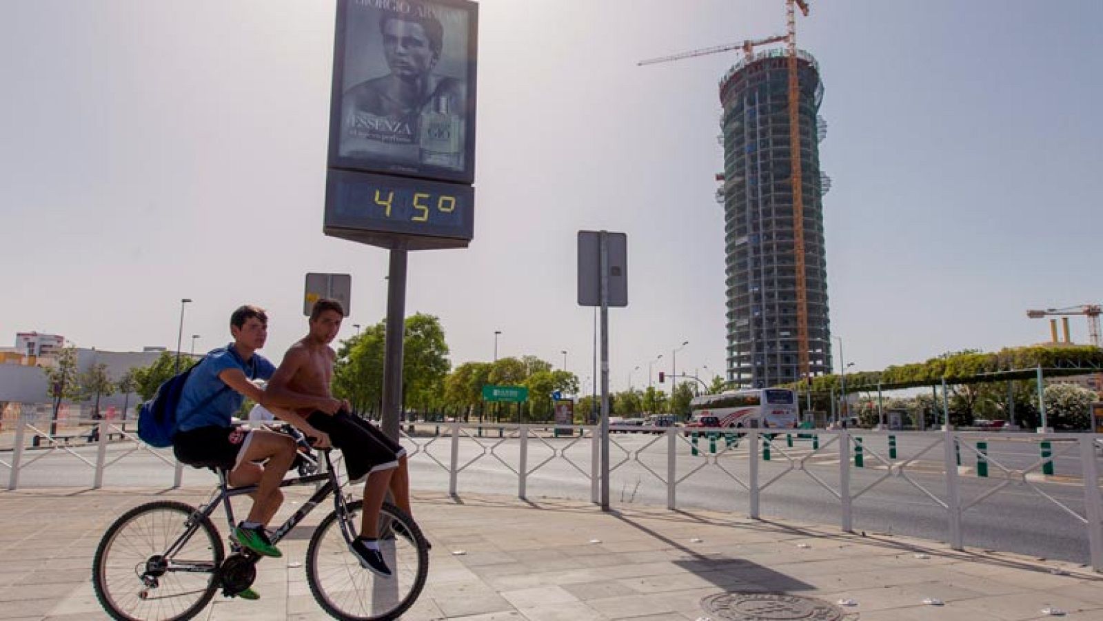 La ola de calor se prolongará hasta el viernes con más de 40 grados en el sureste