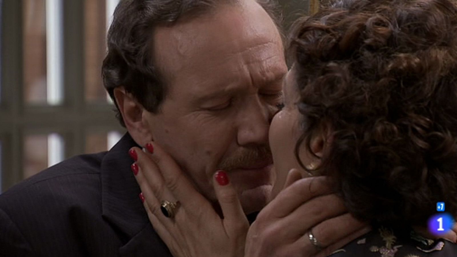 Amar - Viktor: "Te voy a dar toda la vida que me queda"