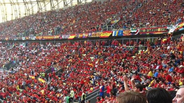 Telediario 1 - Expediente a España por posibles cánticos racistas contra Balotelli