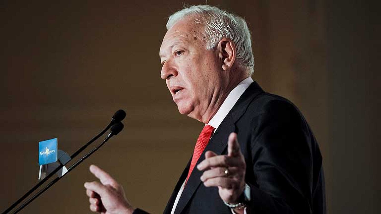 Margallo advierte del "importante" riesgo de que Merkel no apruebe la hoja de ruta de la UE