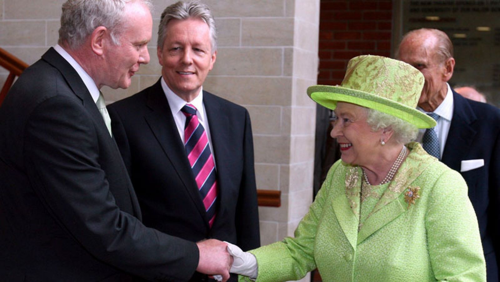 Visita histórica de la Reina Isabel II a Belfast