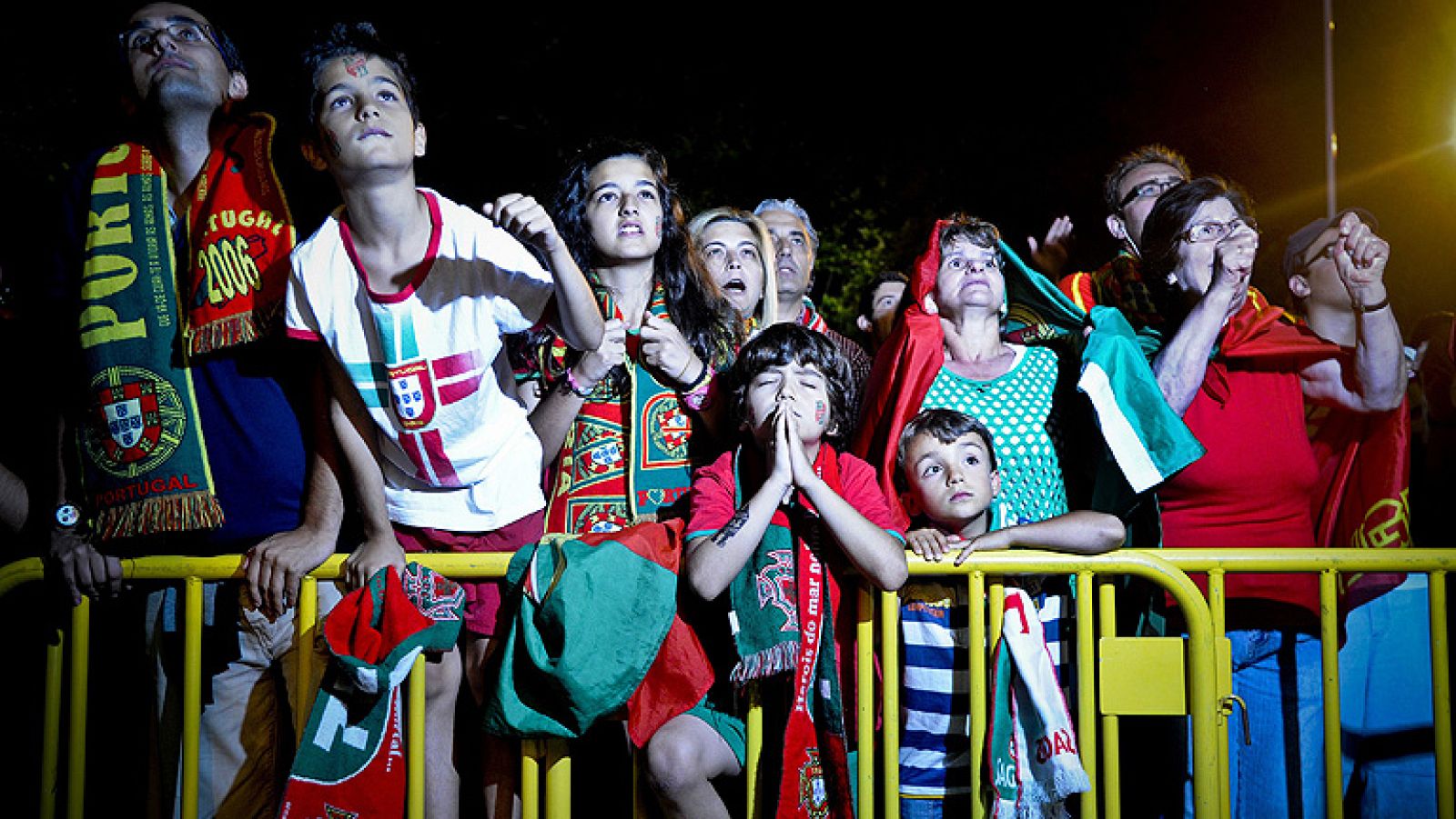 La prensa portuguesa destaca de forma generalizada el "orgullo" que ha logrado despertar en el país la selección pese a caer en los penaltis con la vecina y rival España, víctima de la "mala suerte".