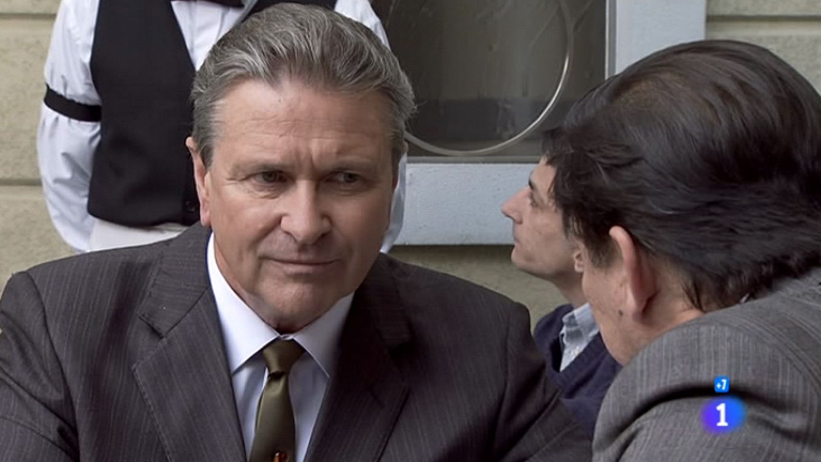 Amar - El asesinato de Clint