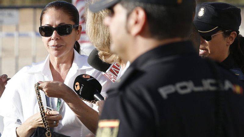 La segunda jornada del juicio a Isabel Pantoja empieza con menos expectación