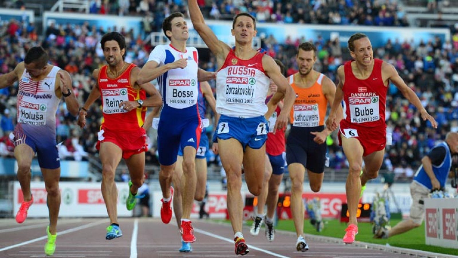 Reina se queda sin premio en los 800 metros